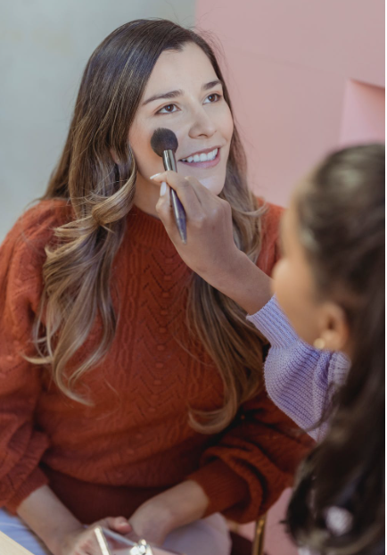 Choosing the Right Foundation: A Guide for Flawless Makeup