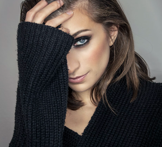 Smokey Eyes Demystified: Step-by-Step Fall Evening Makeup