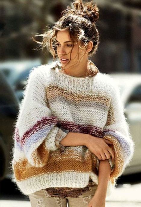 Sweater Weather Vibes: Effortless Ways to Accessorize Your Knitwear