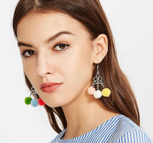 Accessories that Shine: Glamorous Earrings for Winter