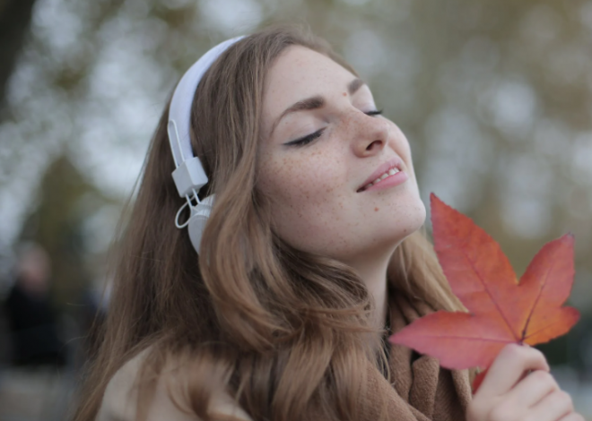 From Matte to Dewy: Choosing the Right Foundation for Fall and Winter
