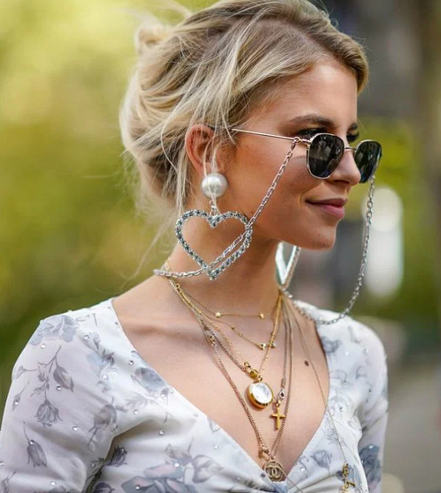 Accessorize to Maximize: Elevate Your Outfit with Jewelry