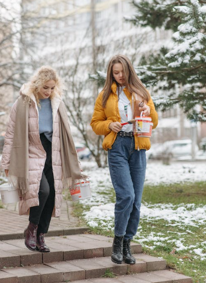 New Fashion Aspirations: Crafting the Perfect Silhouette with Jumpsuits and Statement Jackets