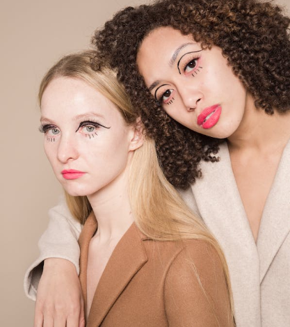 Revitalize Your Beauty Routine: Makeup Trends to Embrace in the New Year